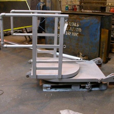 Tyne Gangway (Structures) Ltd. D114-15