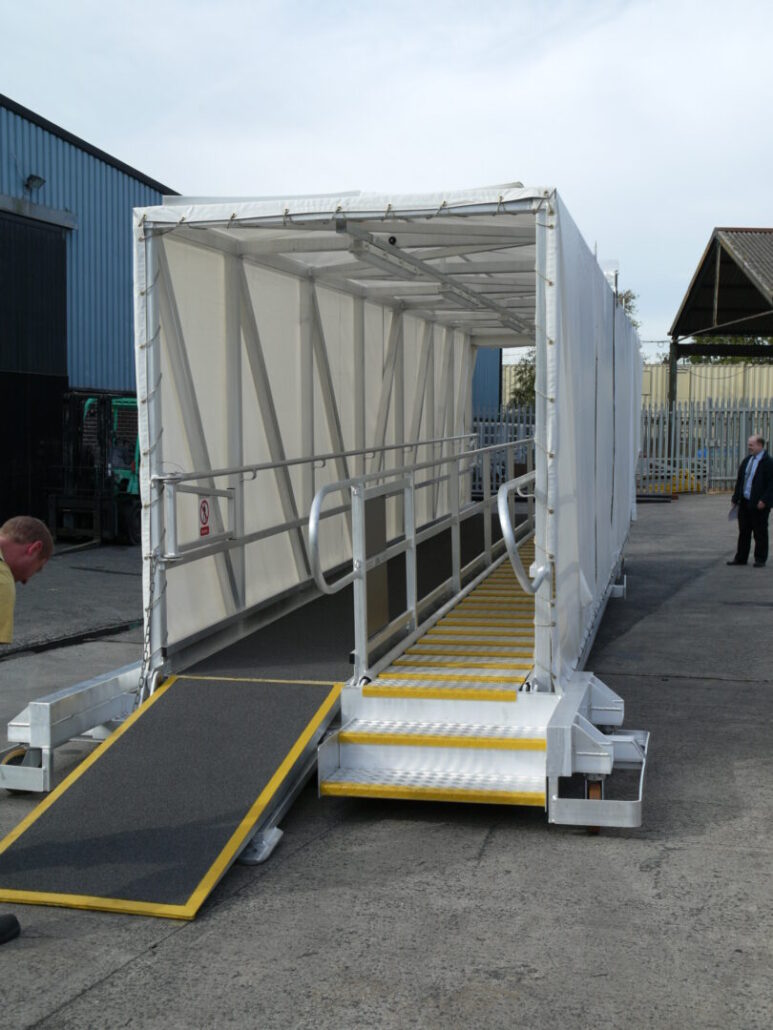 Dual Use Self-levelling and Wheelchair Access covered gangway with easy access